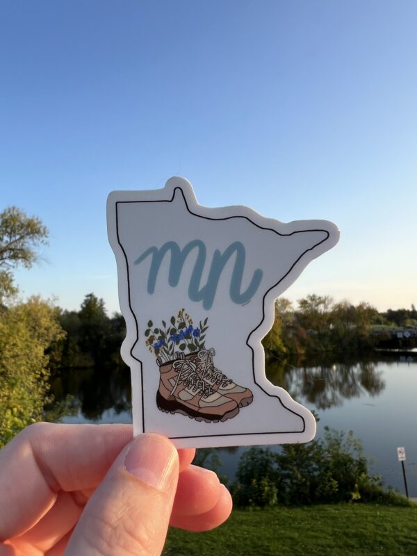 MN Hiking Shoes + Flowers